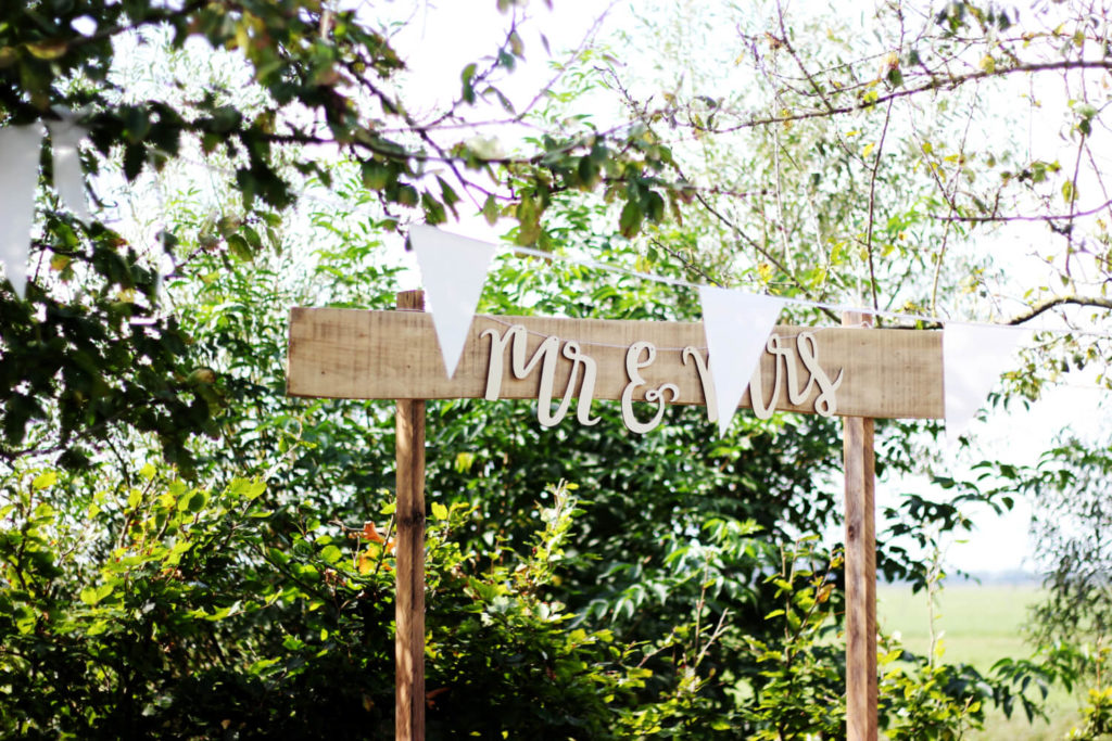 Mr and Mrs Wooden Sign